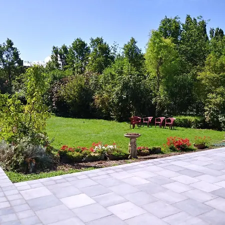 Albatros Bed and Breakfast